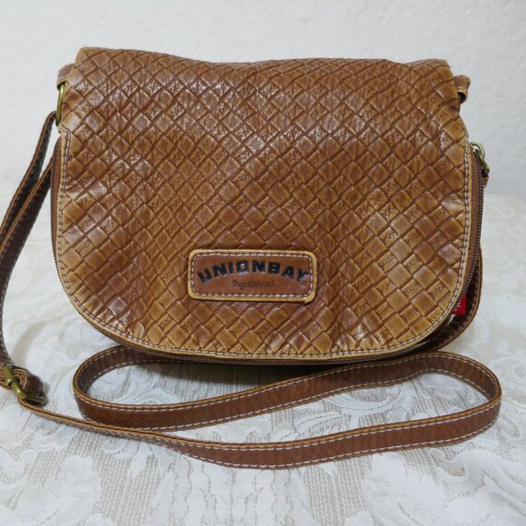 Union Bay Brown Soft Faux Leather Crossbody Shoulderbag 10" x 8" in - Picture 1 of 14